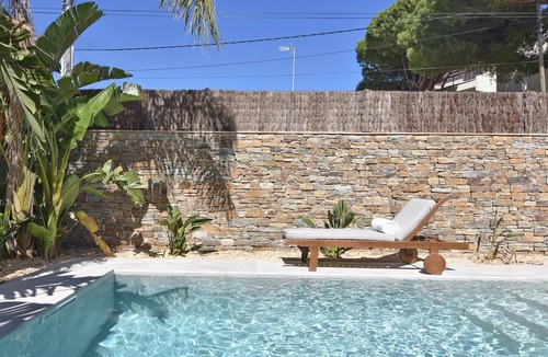 Torroella de Montgri Villa | Montgo: Modern villa with private pool