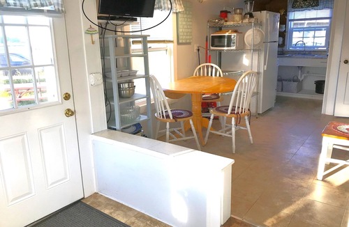 North Truro Cottage | Month of May RATE DISCOUNT Cape Cod, Peaceful + Sunshine PERFECT BEACH ESCAPE