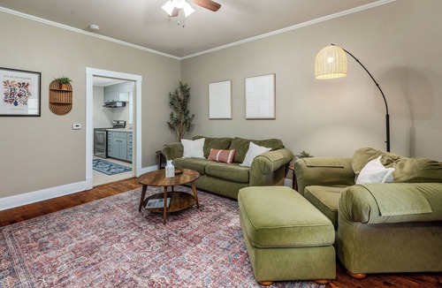 Marion House | Month to Month Rental Storage Garage