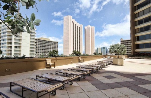 Waikiki Condo | Monthly Discovery Bay 2904 2 Bedroom Ocean/Sunset/Marina 2 Queen Beds