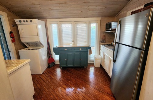 Old Town Apartment | Monthly historic old town rental Key West quaint 1 block to Duval