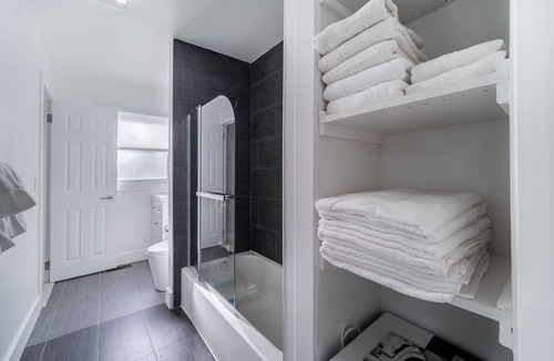 Warwick House | Monthly Rental, In Warwick