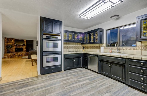 Vallejo House | Monthly Sunset Spanish Villa W/Pool, Pool table, BBQ +