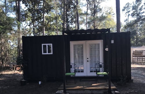 Waller House | Monthly, Weekly, Nightly Rates-Rustic Tiny Home By Texas Renaissance