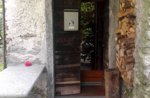 Terre di Pedemonte House | Monti & Lago - Rustico in the historic center of Verscio, Centovalli