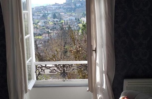 Montmoreau-Saint-Cybard Bed & Breakfast | MONTISMAURELLI