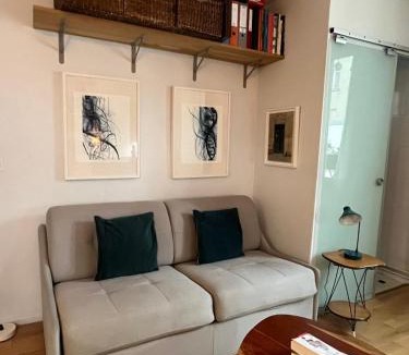 Montmartre Apartment | Montmartre Bright & Quiet