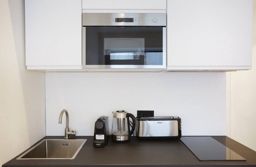 Quartier Sainte-Avoye Apartment | Montmorency Center of Paris Le Marais Beaubourg