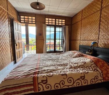 Rantepao House | Monton Guest House