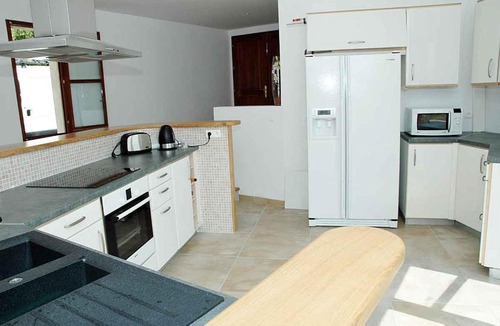 Montouliers House | Montouliers Villa Sleeps 12 Pool