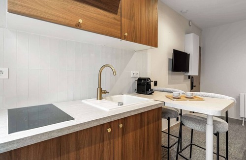 Plaisance Apartment | Montparnasse - Deluxe studio for couples