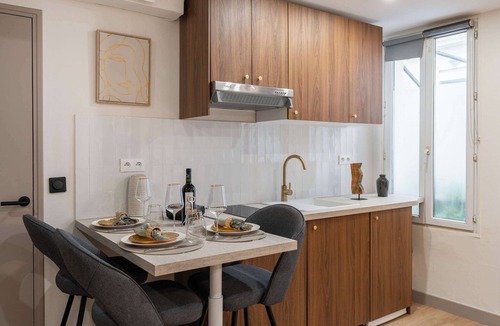 Plaisance Apartment | Montparnasse - Deluxe studio for 3