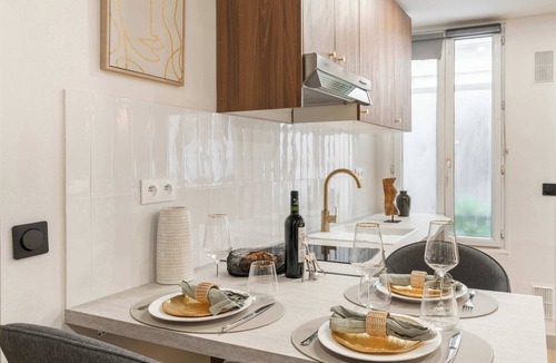 Plaisance Apartment | Montparnasse - Deluxe studio for 3