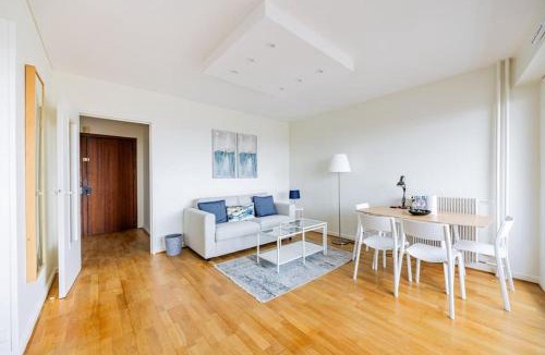 Necker Apartment | Montparnasse - Vue Tour Eiffel - Balcon