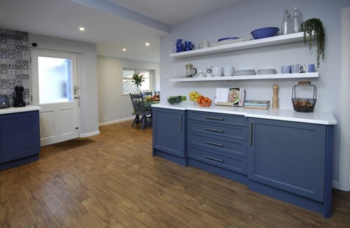 Henley-on-Thames House | Montpellier House, Centrally Located, Pet Friendly