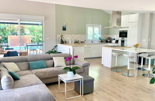 Le Cres Villa | Montpellier-Le Crès, villa, swimming pool, quiet, good location, residential area