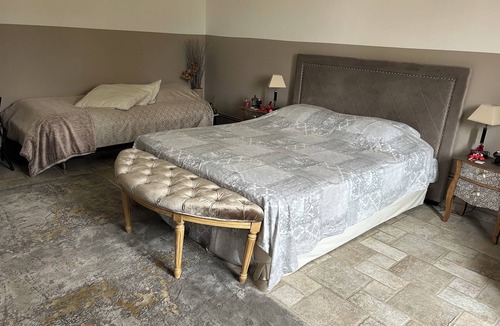 Montpouillan Bed & Breakfast | Montpouillan Wood