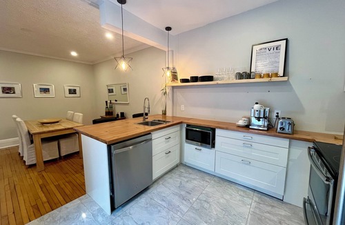 Mercier-Hochelaga-Maisonneuve Apartment | Montréal Haven