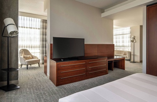 Dorval Hotel | Montreal Airport Marriott In-Terminal Hotel