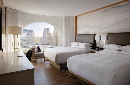 Downtown Montreal Hotel | Montreal Marriott Chateau Champlain