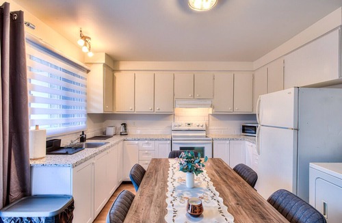 Pierrefonds-Roxboro Apartment | Montreal`s West Island Retreat! Value & Adventure!