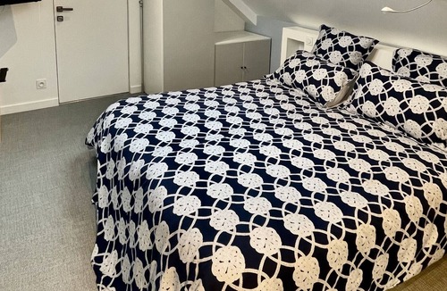 Montreuil-sur-Mer Apartment | Montreuil Appart Holidays SAS