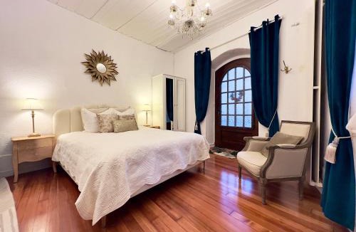 Montreux Apartment | Montreux Castle - Charming Studio