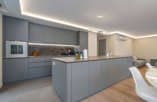 Montreux Apartment | Montreux Lake View Apartments & SPA Three-Bedroom B5.11