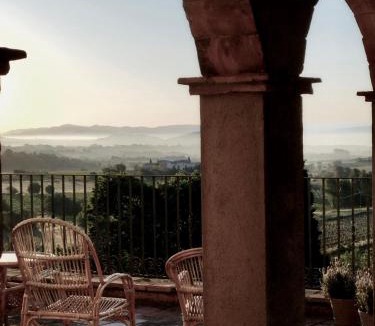 Castellvi de la Marca Villa | Montrural