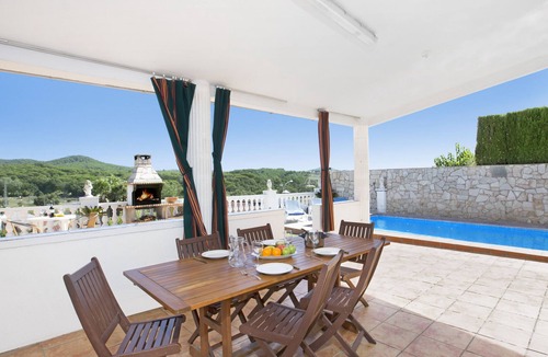 Tordera Villa | Montse