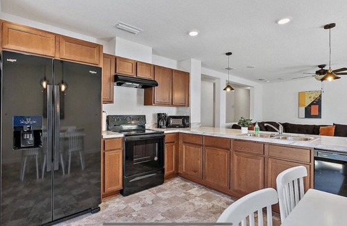 Highlands House | *Montward preserve way retreat* WiFi Near,Airport & Zoo