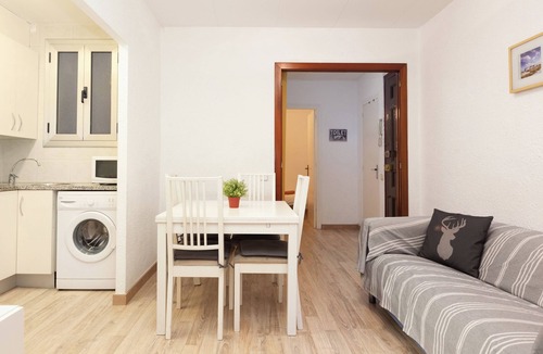 El Fort Pienc Apartment | Monumental - Three Bedroom Apartment, Sleeps 4
