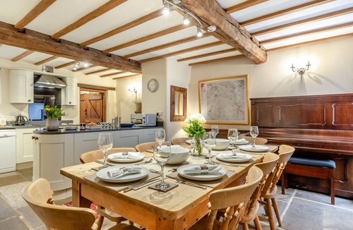 Monyash House | Monyash Barn - Four Bedroom House, Sleeps 8