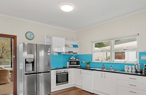 Moogerah House | Moogerah Lake House #2 - Spa, Pool, Firepit