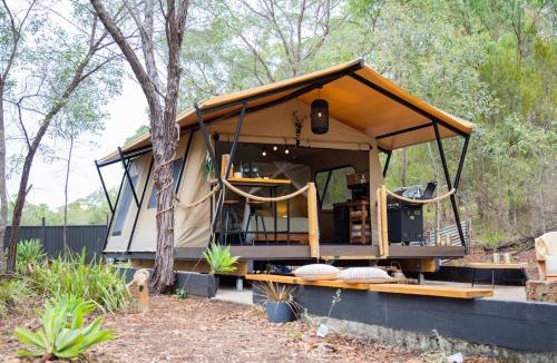 Charlwood Other | Moogie Glamp