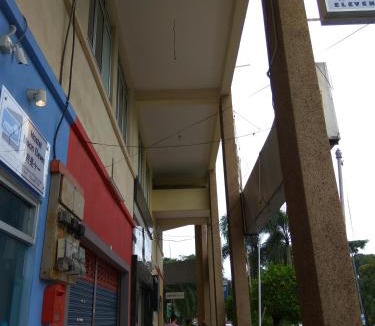 Kota Warisan Hostel | Moon Eleven Hostel Near Klia & Klia2