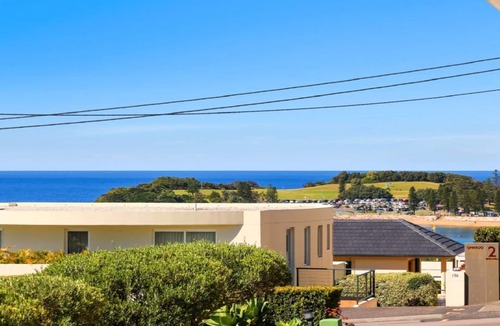 Terrigal Apartment | MOON GLOW| Views, Short walk to beach | Accom Holidays