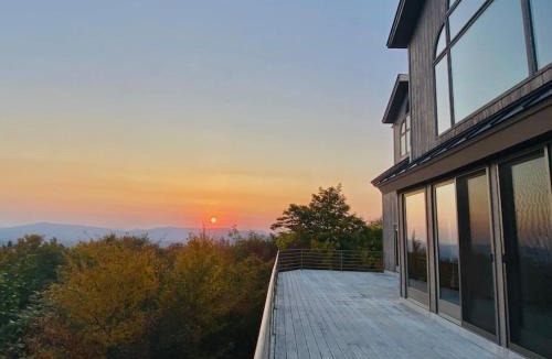 Andover House | Moon Hill Retreat