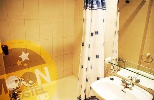 Deustuko San Pedro-Erribera Hostel | Moon Hostel Bio