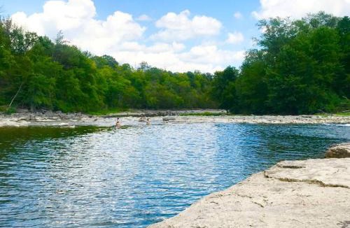 Campbellford House | Moon River