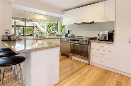 Rye House | MOONAH SANDS - RYE.