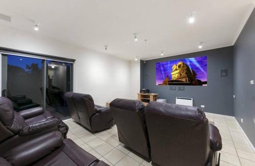 St. Andrews Beach House | Moonahridge accommodation