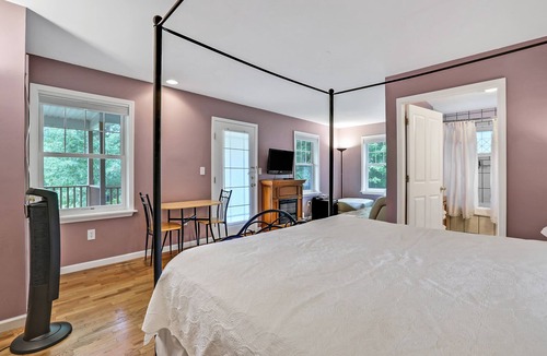 New Paltz House | Moondance Ridge Bed & Breakfast