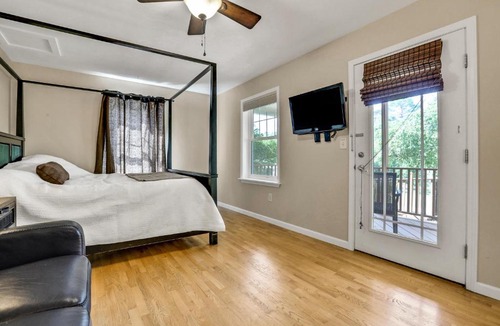 New Paltz Bed & Breakfast | Moondance Ridge Suites