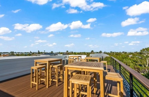 Anna Maria House | Moondance - Steps to the beach! Heated pool!