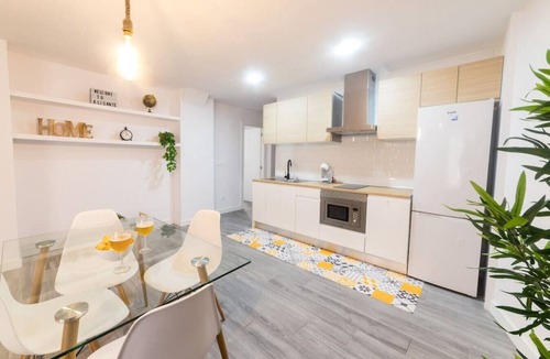 Sant Blai Apartment | Moonkey - Apto. Cardenal Payá con Jacuzzi y Patio