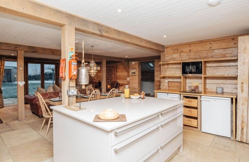 Cuddesdon House | Moonlight Barn - 2 bed, pet friendly