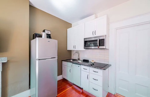 Beacon Hill Apartment | Moonlight Beacon Hill Sonata
