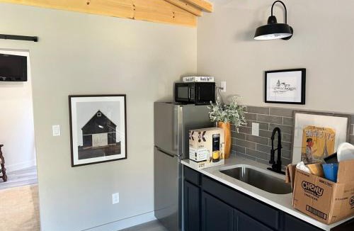 Canyon Lake House | MoonLight Cabin
