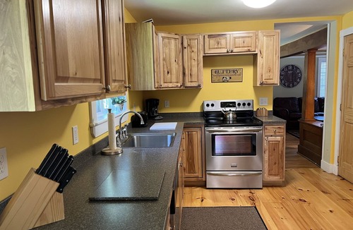 Milford House | Moonlight Graham - Doc -1 of 2 neighboring 3 bdrm homes w/shared pool near CDP